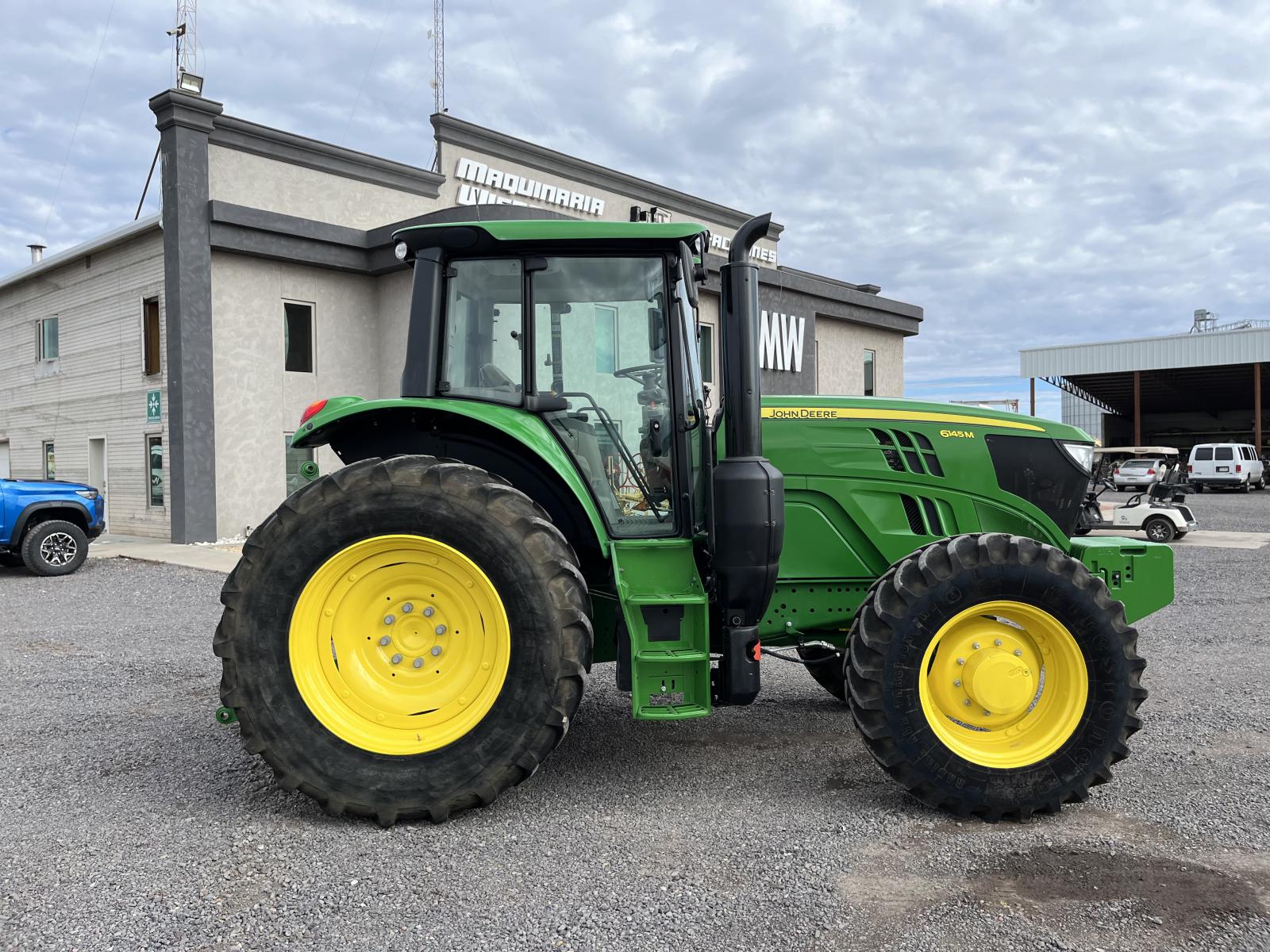 ./imagenes/INVOICE/2019/18102/JOHN DEERE 6145M (6).JPG